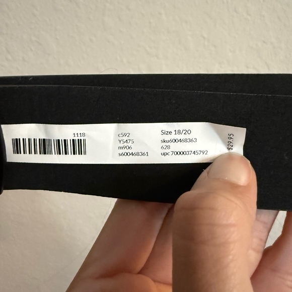 Wild Fable Women’s Black Belt with Silver Round Buckle - Picture 6 of 9